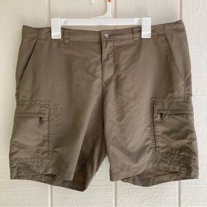 REI Women’s 16 Tan Cargo Shorts Lightweight Utilitarian Design